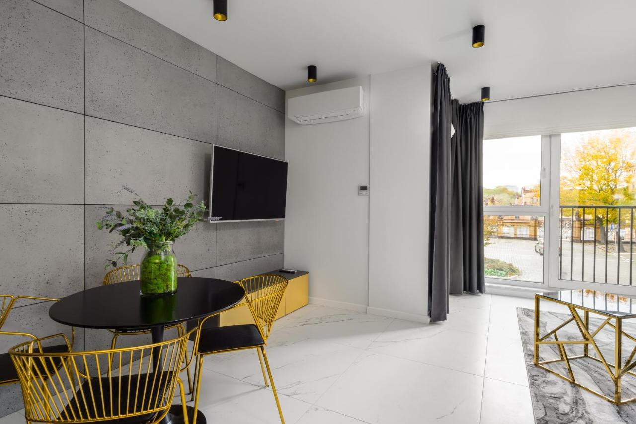El - Diadem Apartment